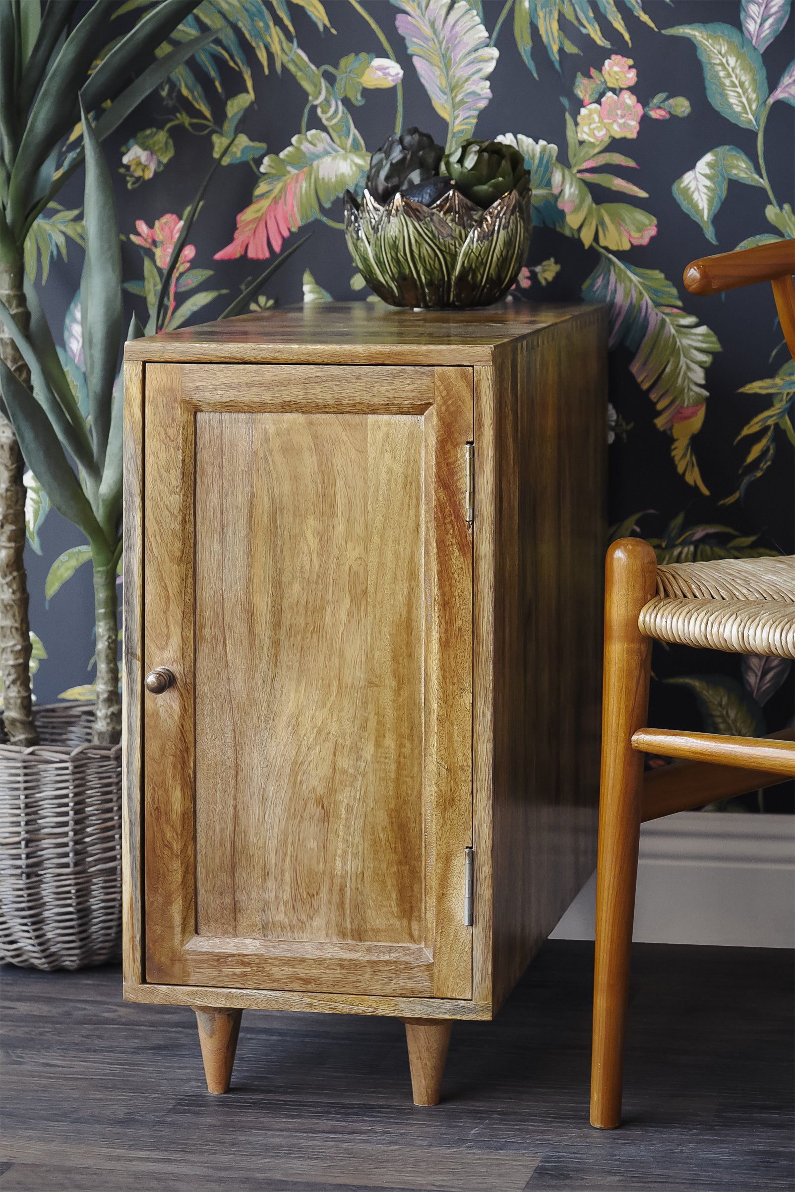 Mid Century Modern End Table With Storage
