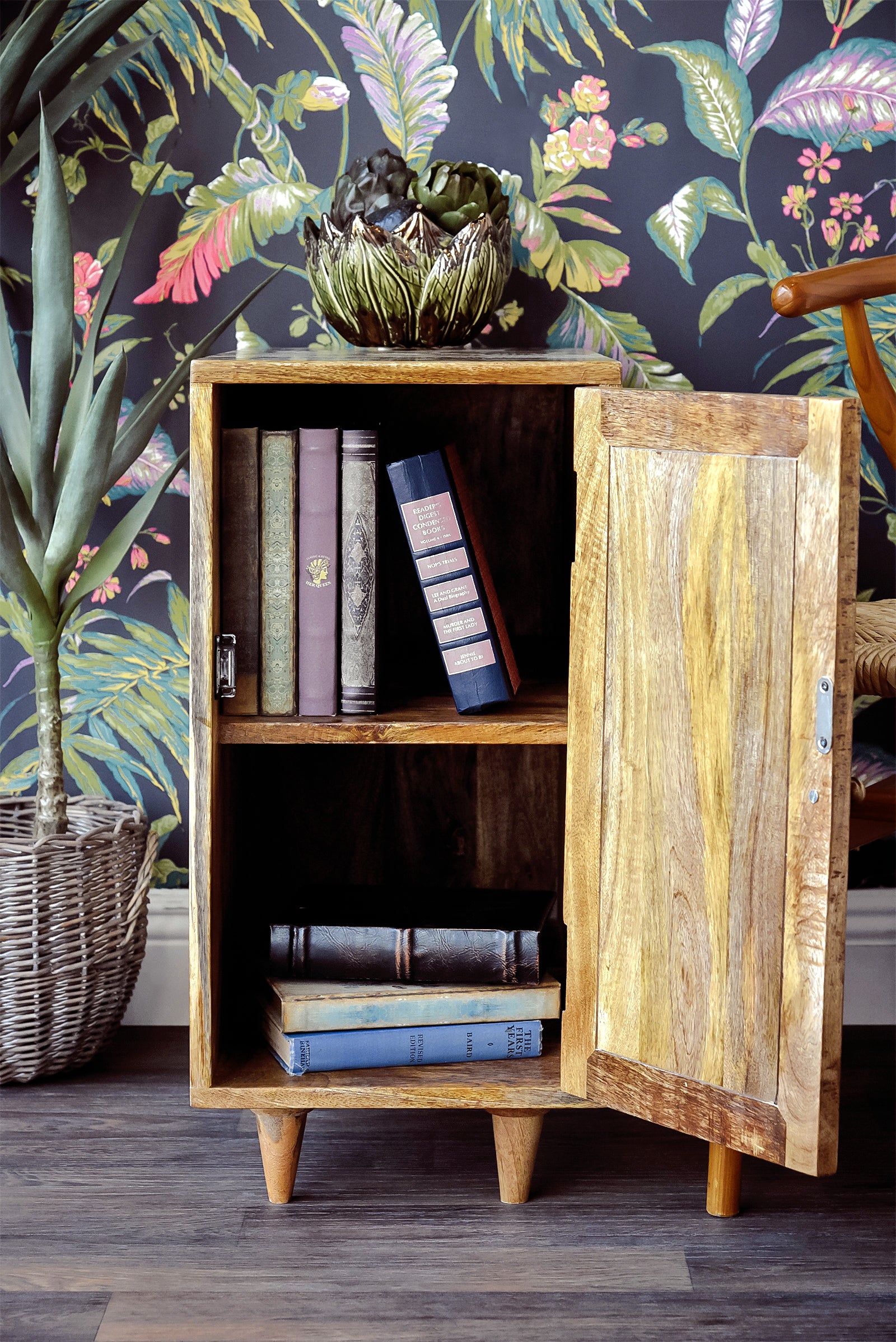 Mid Century Modern End Table With Storage