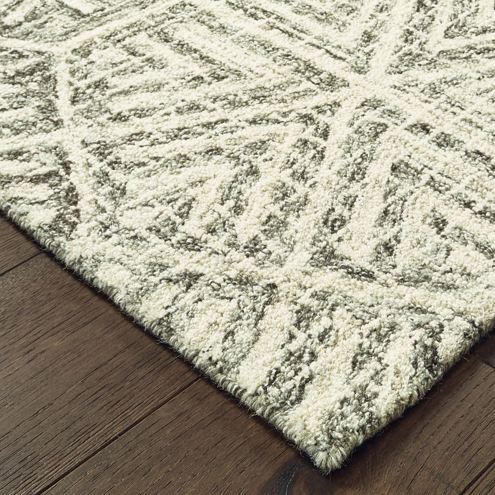 Grey Ivory Transitional Global  Area Rug