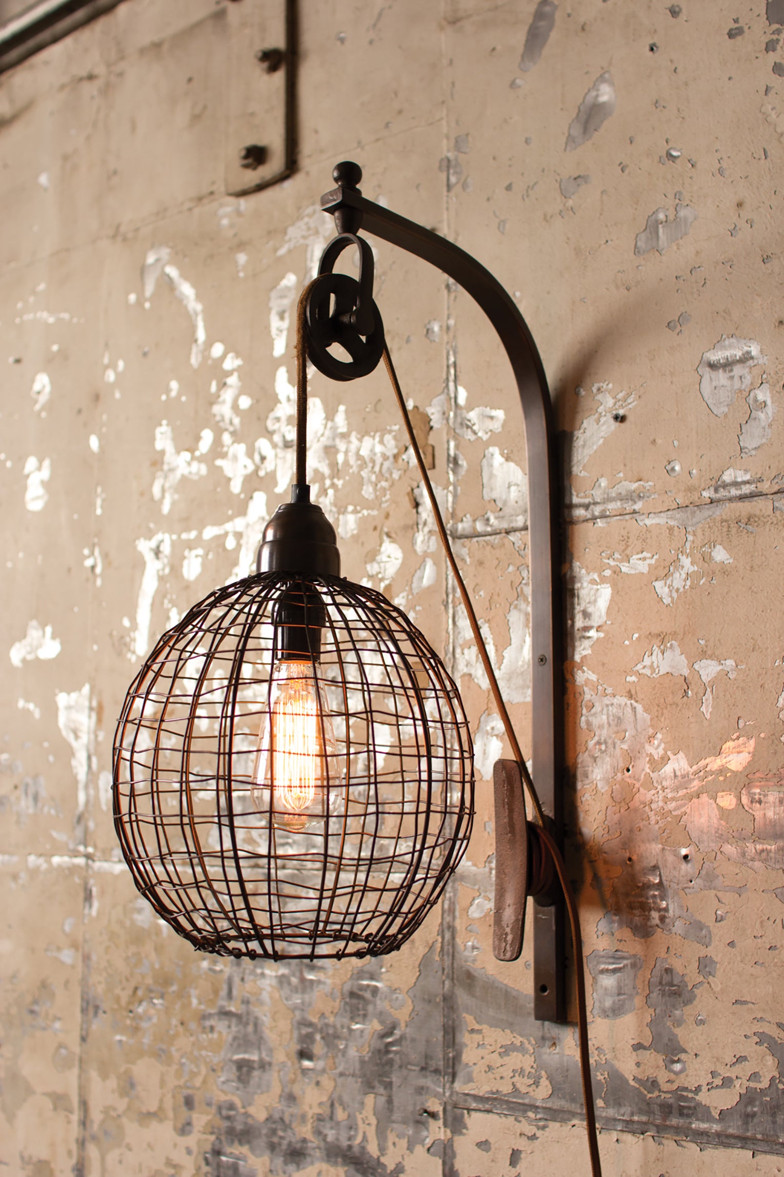 Industrial Modern Pulley Wall Sconce With Round Wire Shade