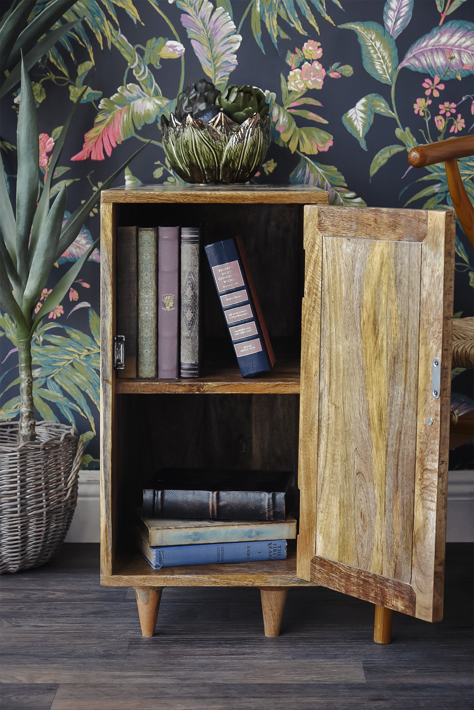 Mid Century Modern End Table With Storage