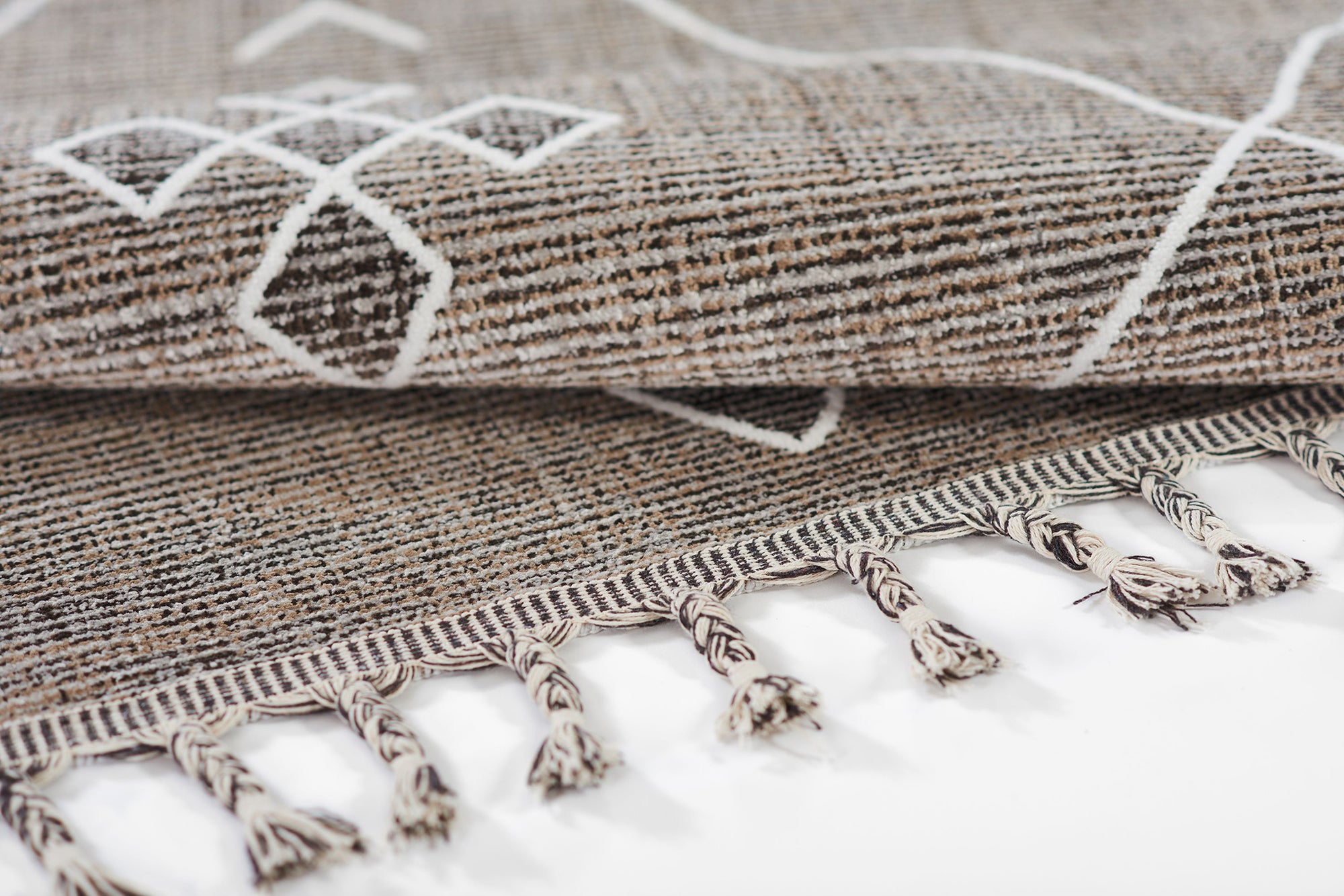 Moroccan Diamond Pattern Gray Tone Area Rug